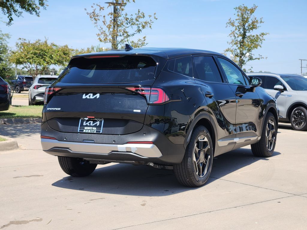 New 2027 Kia Sportage S FWD image 4