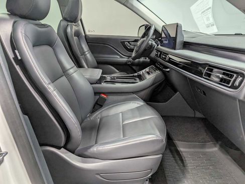 Certified 2025 Lincoln Aviator AWD w/ Jet Appearance Package image 46