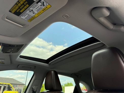 Used 2017 Lexus RX 350 AWD w/ Premium Package image 19