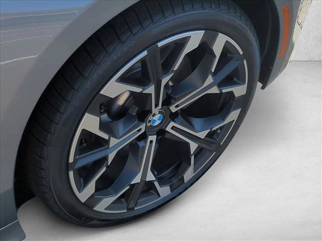 Used 2026 BMW 330i Sedan w/ Convenience Package RWD image 8
