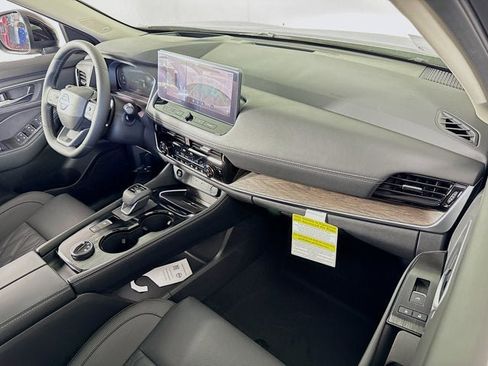 New 2026 Nissan Rogue Platinum w/ Platinum Premium Package image 31