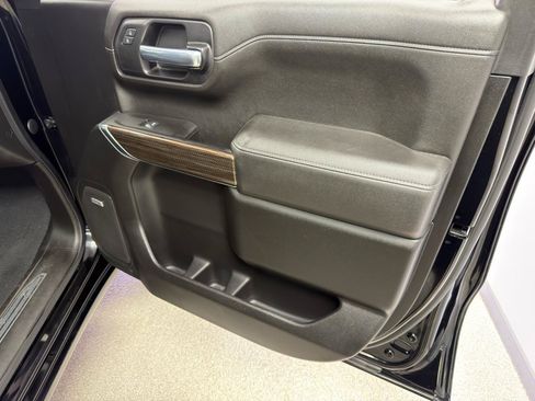 Used 2021 Chevrolet Silverado 1500 RST AWD/4WD image 13