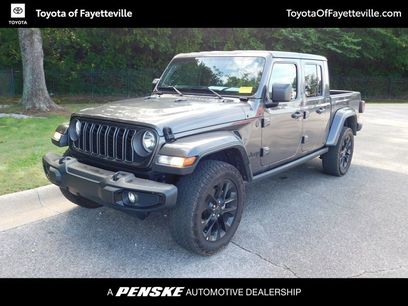 Used 2024 Jeep Gladiator Sport