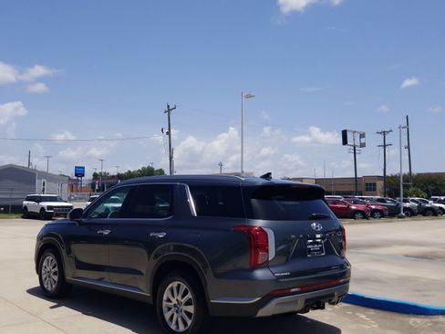 Used 2025 Hyundai Palisade SEL FWD image 5
