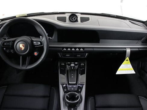 New 2026 Porsche 911 Carrera 4S image 11