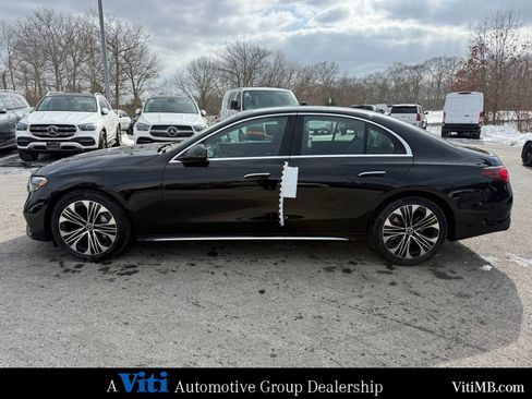Used 2026 Mercedes-Benz E 350 4MATIC Sedan image 5