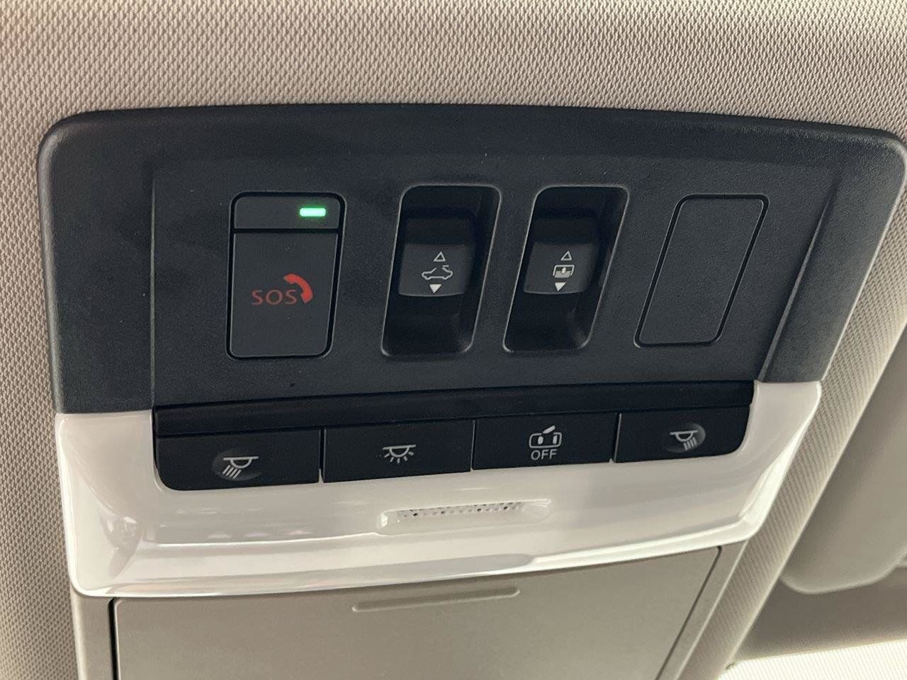 Used 2023 Nissan Rogue SV w/ SV Premium B Package AWD/4WD image 25