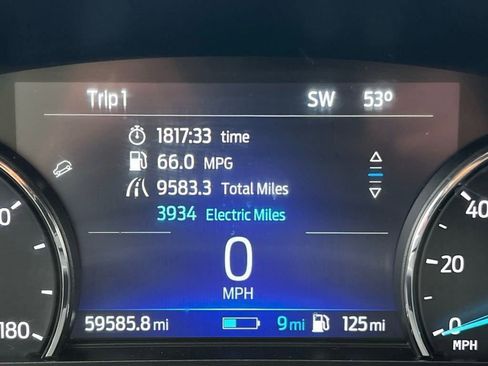 Certified 2022 Ford Escape SE w/ Convenience Package image 19