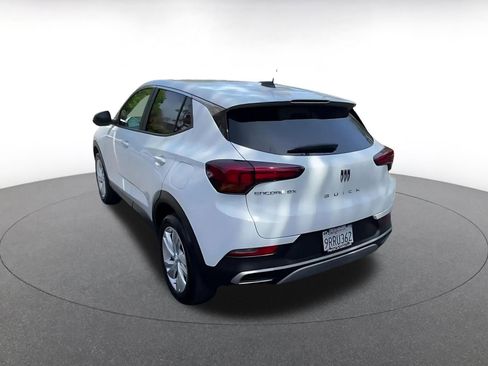 Used 2025 Buick Encore GX Preferred FWD image 11