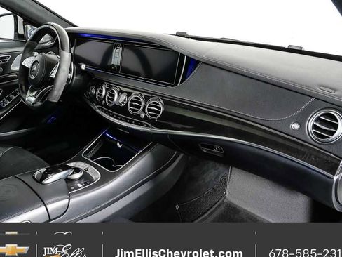Used 2016 Mercedes-Benz S 63 AMG 4MATIC Sedan image 23