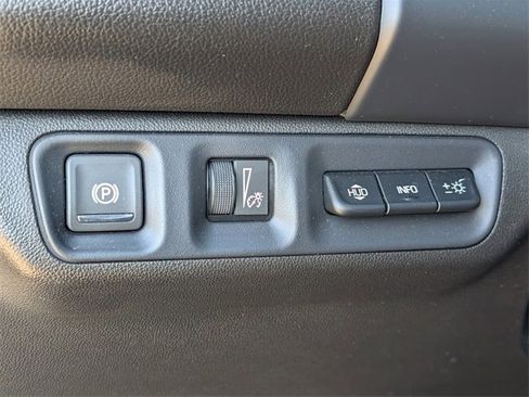 Used 2023 GMC Acadia AT4 w/ Technology Package image 23