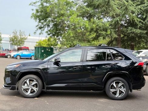 Certified 2024 Toyota RAV4 SE AWD/4WD image 2