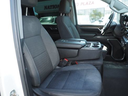 Used 2024 Chevrolet Silverado 2500 LT AWD/4WD image 20