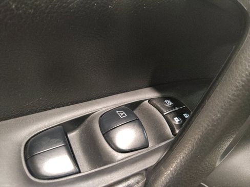 Used 2020 Nissan Rogue Sport S w/ Appearance Package FWD image 27