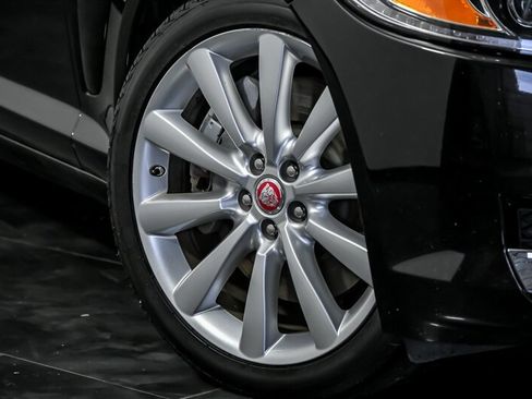 Used 2013 Jaguar XF 3.0 AWD/4WD image 3