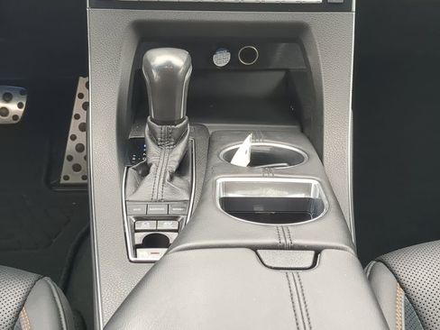 Used 2021 Toyota Avalon XSE image 24