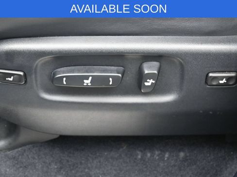 Used 2016 Lexus LX 570 4WD w/ Luxury Package image 10