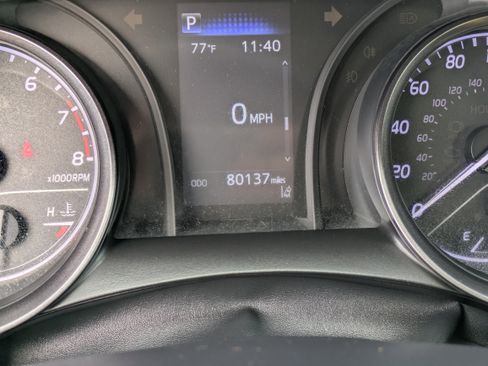 Used 2021 Toyota Camry SE image 25