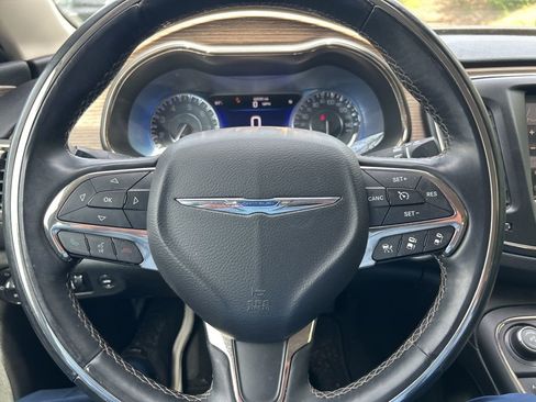 Used 2015 Chrysler 200 C w/ Navigation & Sound Group I image 17