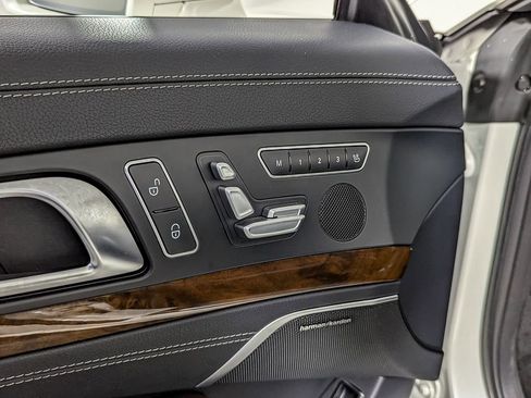 Used 2013 Mercedes-Benz SL 550 SL 550 image 20