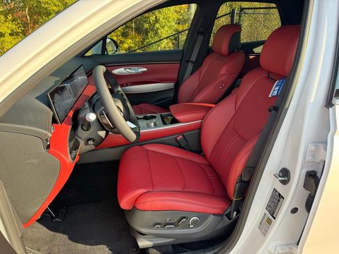 New 2026 Genesis GV70 2.5T Sport Prestige image 18