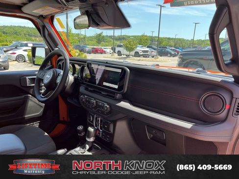 New 2026 Jeep Wrangler Unlimited Rubicon AWD/4WD image 25