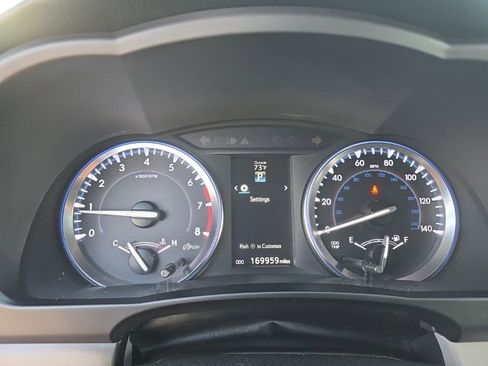 Used 2014 Toyota Highlander Limited AWD/4WD image 18