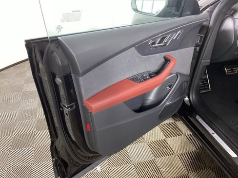 New 2026 Audi SQ8 Prestige image 17