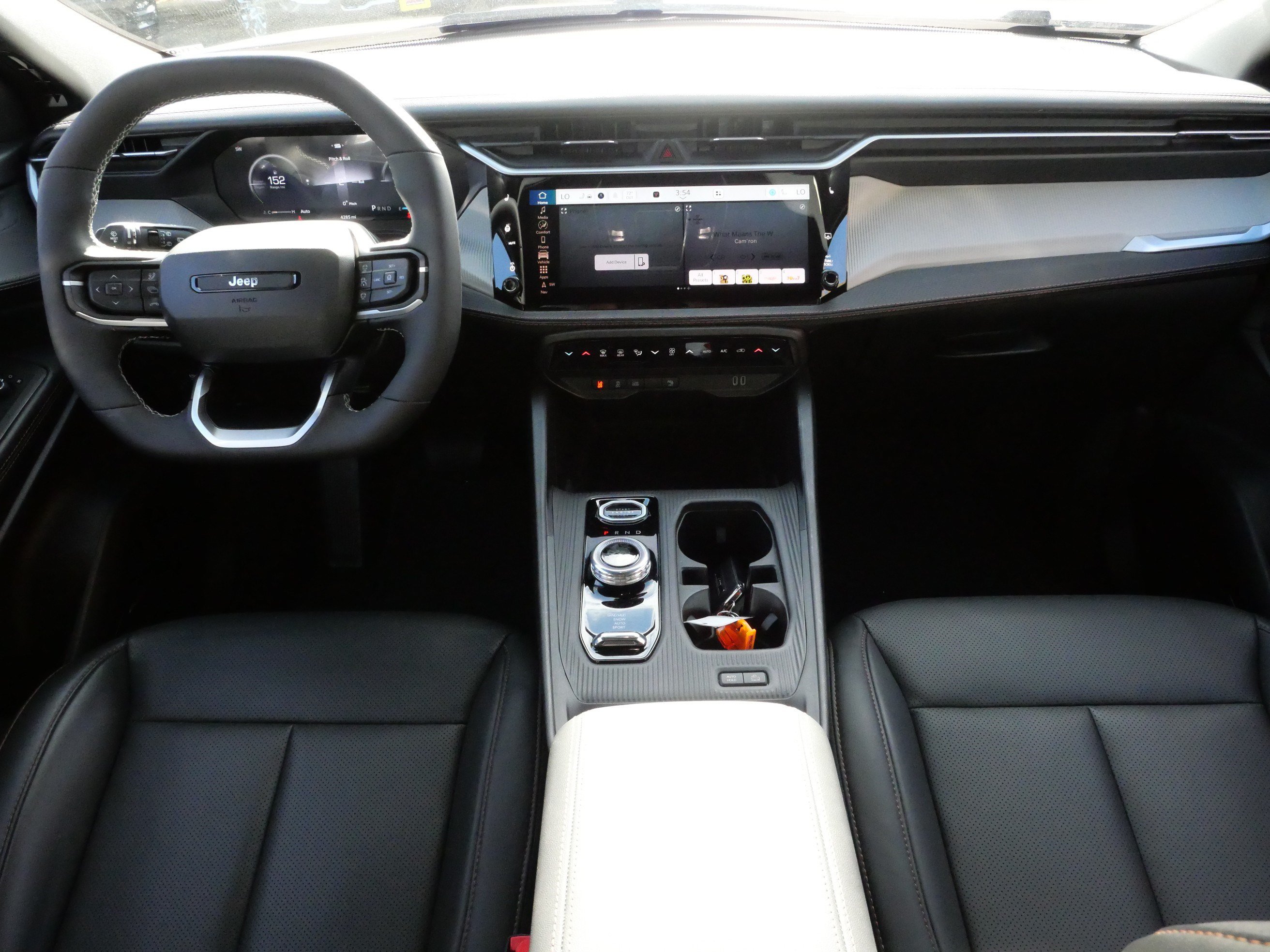 Used 2026 Jeep Cherokee Limited AWD/4WD image 11