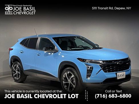 Used 2024 Chevrolet Trax RS w/ Driver Confidence Package FWD image 1