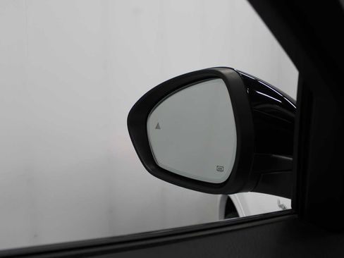 Used 2022 Alfa Romeo Stelvio Veloce image 14