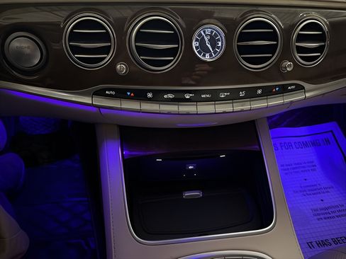 Used 2015 Mercedes-Benz S 550 4MATIC Sedan image 23