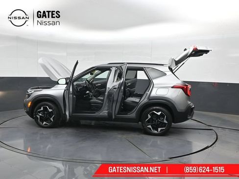 Used 2024 Kia Seltos EX AWD/4WD image 57