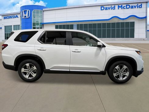 New 2025 Honda Pilot EX-L image 9