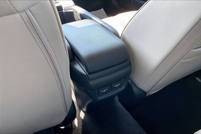 Used 2016 Honda Civic Touring image 10