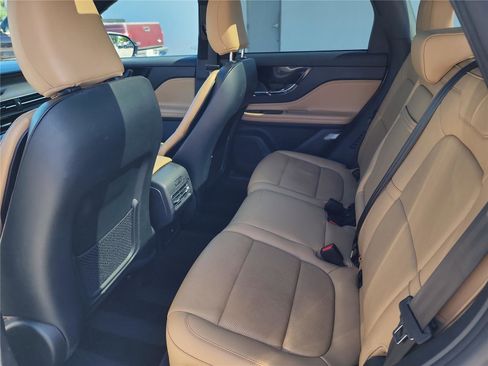 Used 2022 Lincoln Corsair Reserve FWD image 18