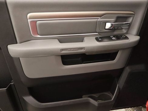 Used 2014 RAM 1500 Express RWD image 16