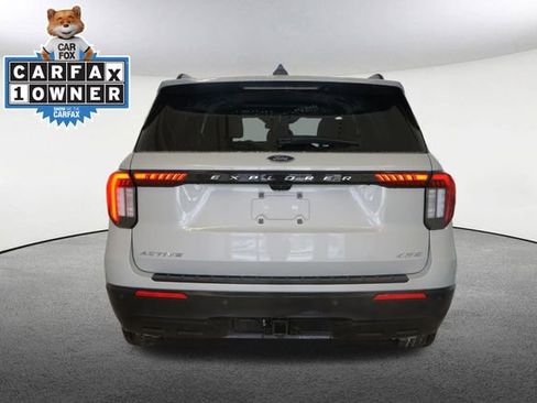 Used 2026 Ford Explorer Active image 11