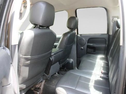 Used 2004 Dodge Ram 1500 Truck SLT w/ Quad Cab Value Group RWD image 5