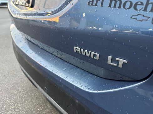 Used 2024 Chevrolet Equinox LT AWD/4WD image 4