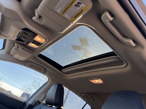 Used 2021 Subaru Crosstrek 2.5i Limited w/ Moonroof Package 2 image 7