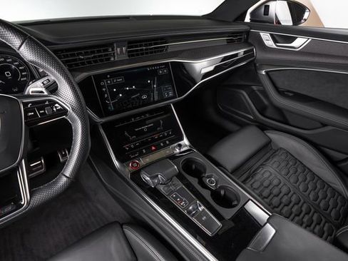 Used 2022 Audi RS 6 AWD/4WD image 31