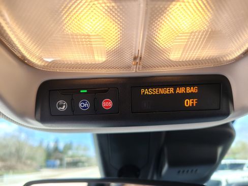 Used 2022 Chevrolet TrailBlazer LT AWD/4WD image 34