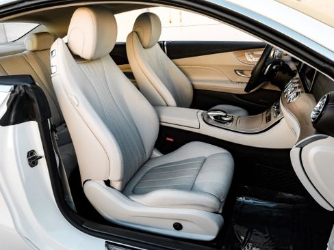 Used 2018 Mercedes-Benz E 400 Coupe image 32