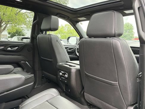 Used 2023 GMC Yukon Denali RWD image 19