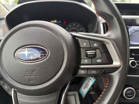 Used 2023 Subaru Crosstrek 2.0i Premium AWD/4WD image 32