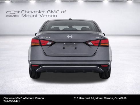 Used 2024 Nissan Altima 2.5 SV FWD image 8