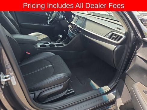 Used 2019 Kia Optima S FWD image 7