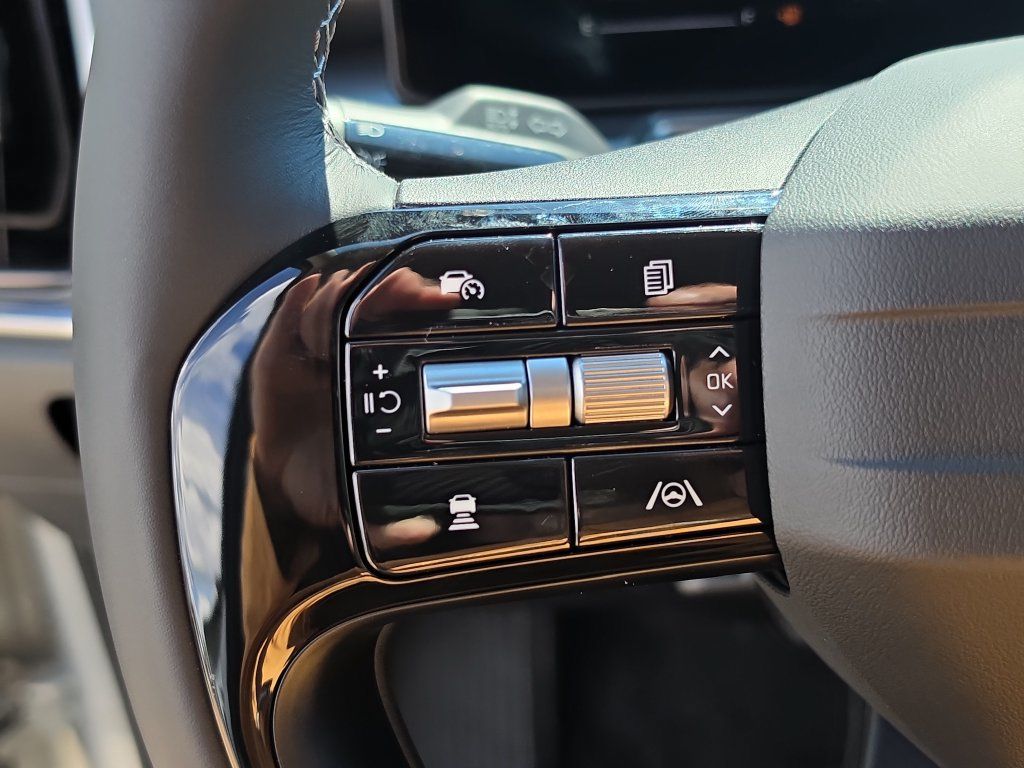 New 2026 Kia Sorento LX FWD image 29