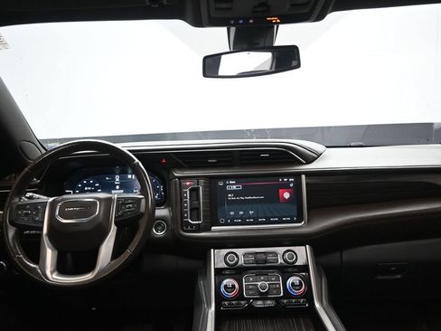 Used 2022 GMC Yukon XL Denali RWD image 19